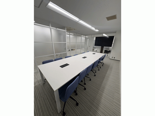 東京本社の会議室の様子